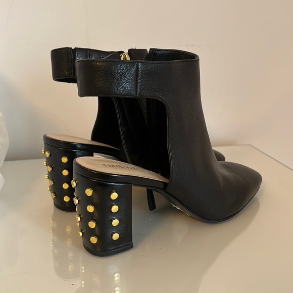 Shoes - Nine west boots